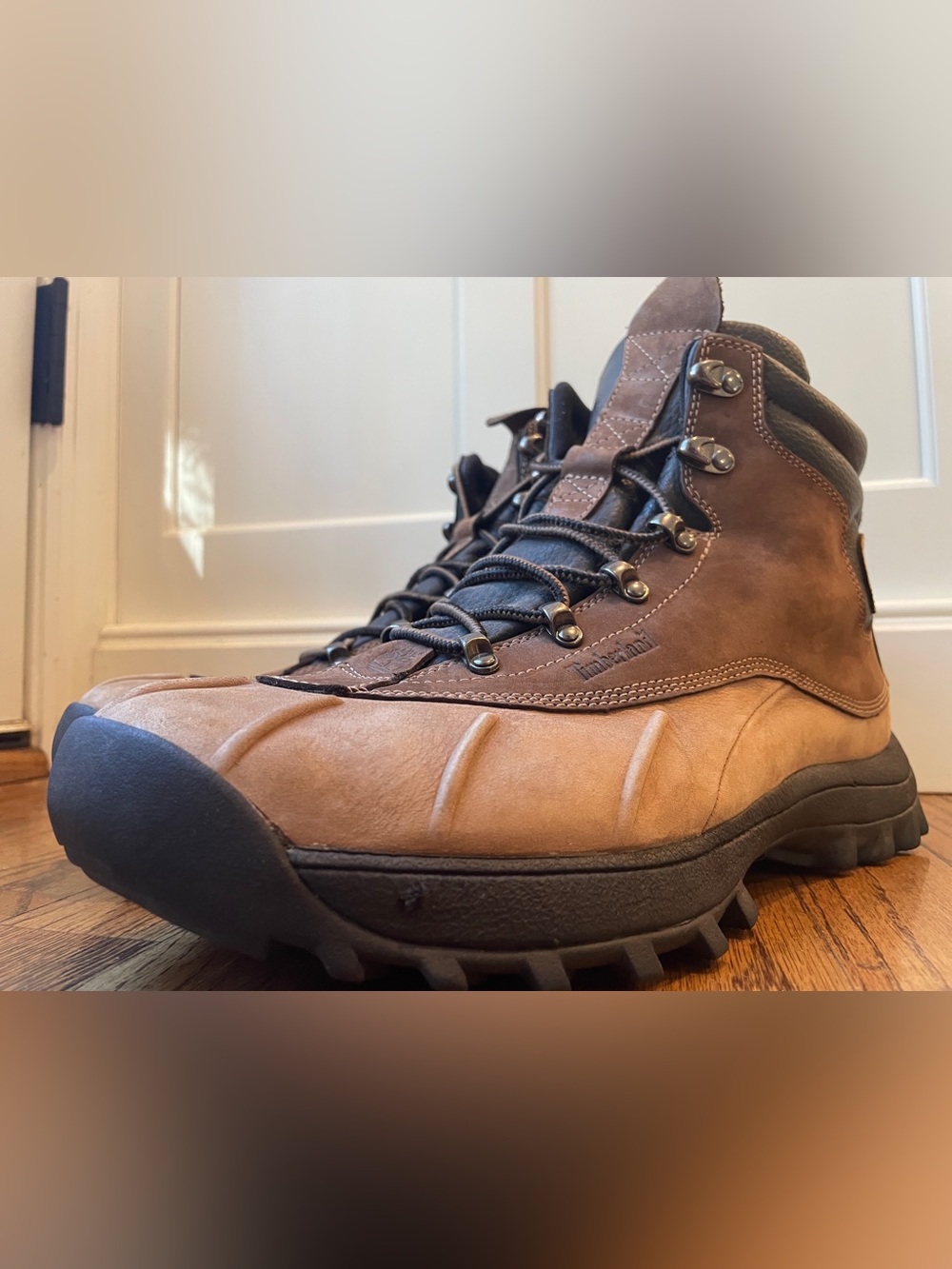 Timberland 84141 Men’s 13M Waterproof Leather Hiking Boots Brown Outdoor